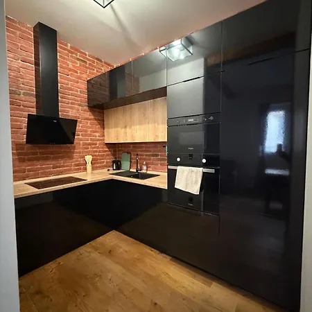 2 * Ostrava